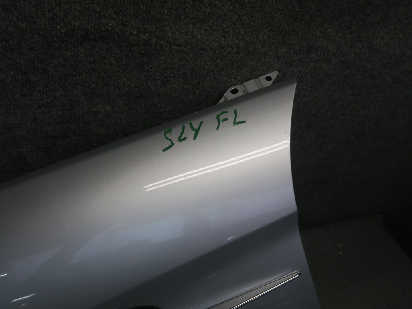 13-16 Mercedes R231 SL550 Front Left Fender Shell Panel Iridium Silver OEM