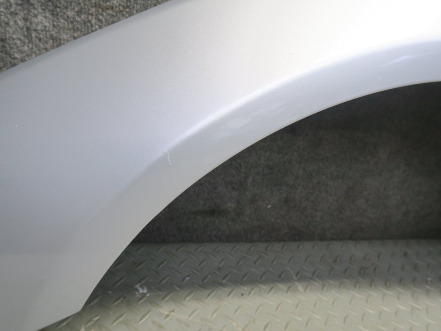 13-16 Mercedes R231 SL550 Front Left Fender Shell Panel Iridium Silver OEM