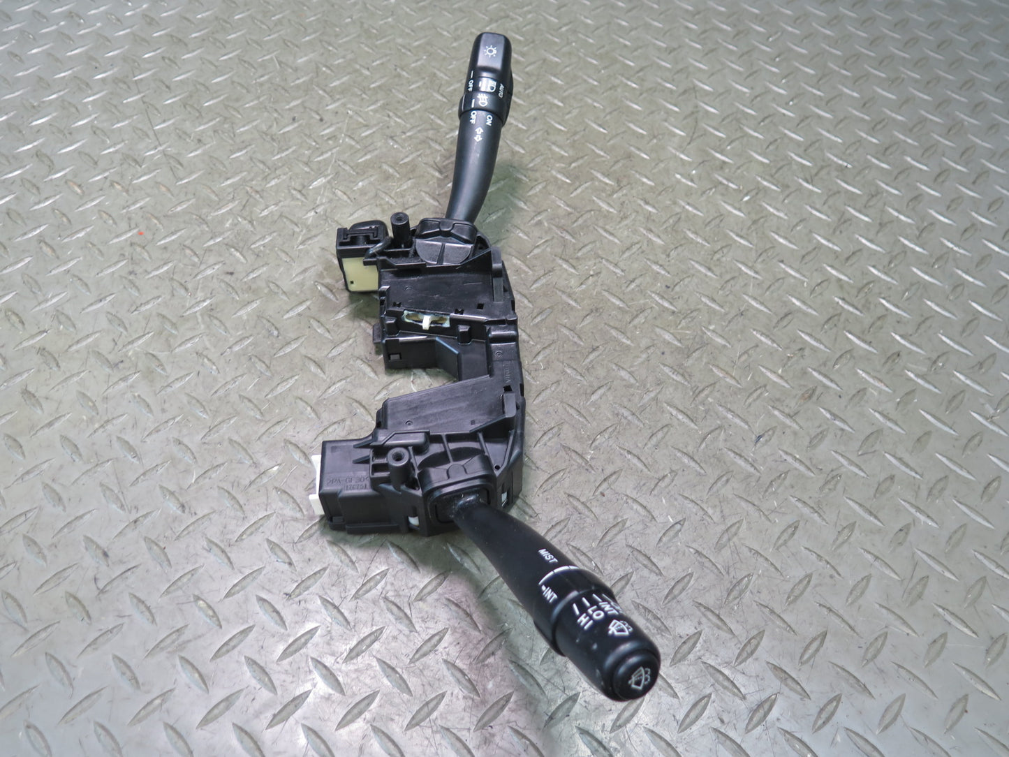 02-10 Lexus UZZ40L SC430 Steering Column Headlight Wiper Multi Switch OEM