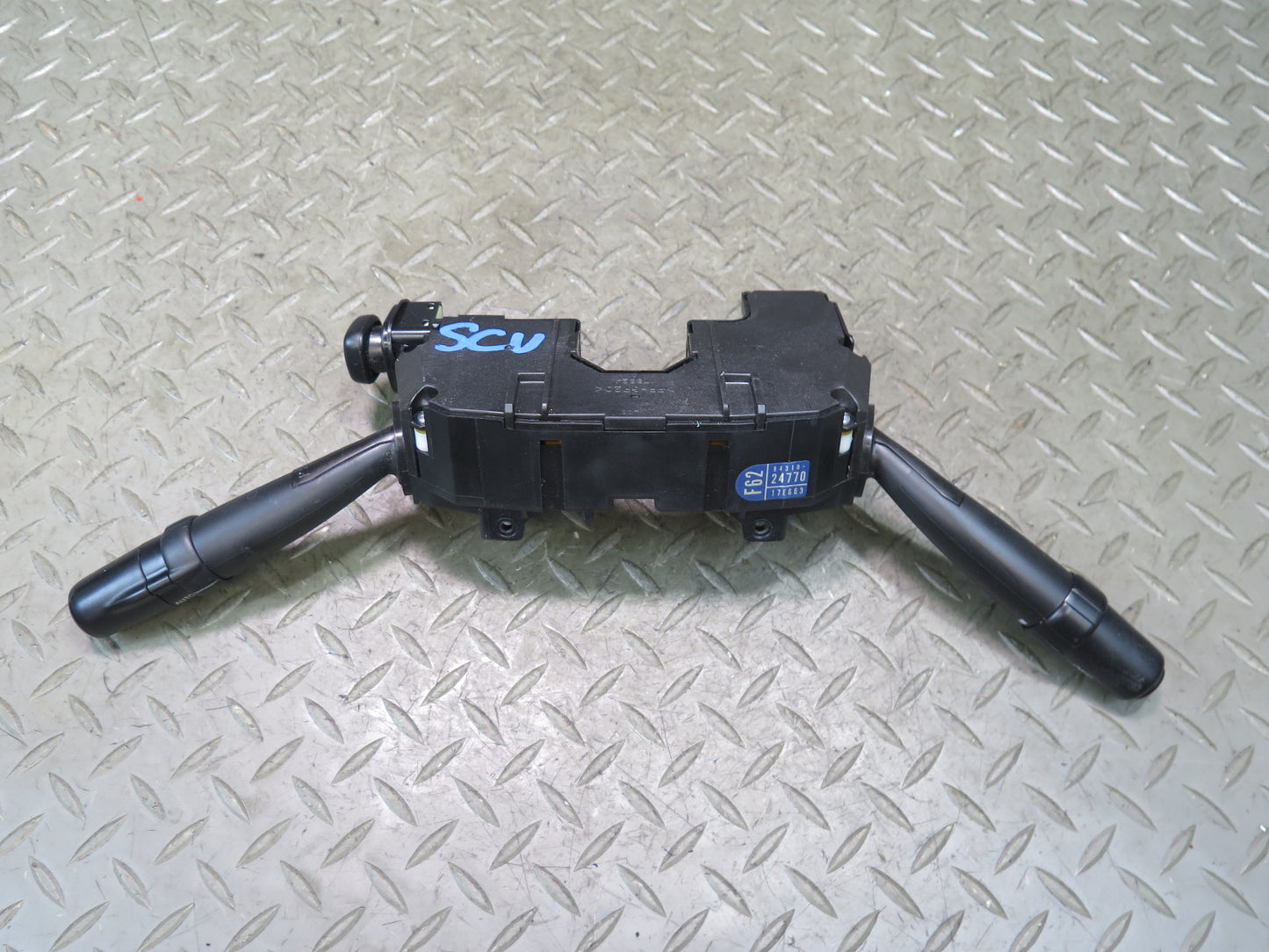 02-10 Lexus UZZ40L SC430 Steering Column Headlight Wiper Multi Switch OEM