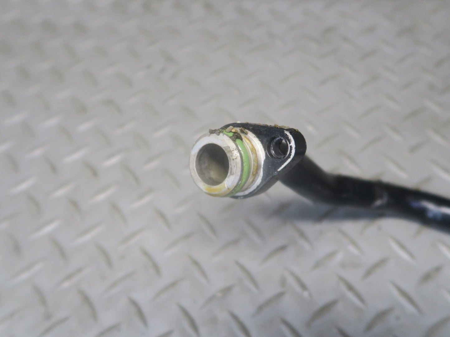 13-16 Mercedes R231 SL550 Engine Motor Oil Cooler Hose Pipe Line Set OEM