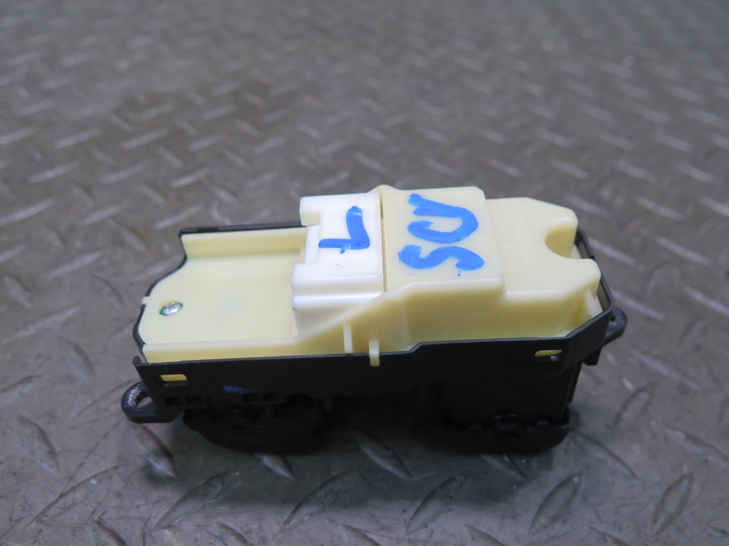 02-10 Lexus UZZ40L SC430 Left Driver Door Master Power Window Switch OEM