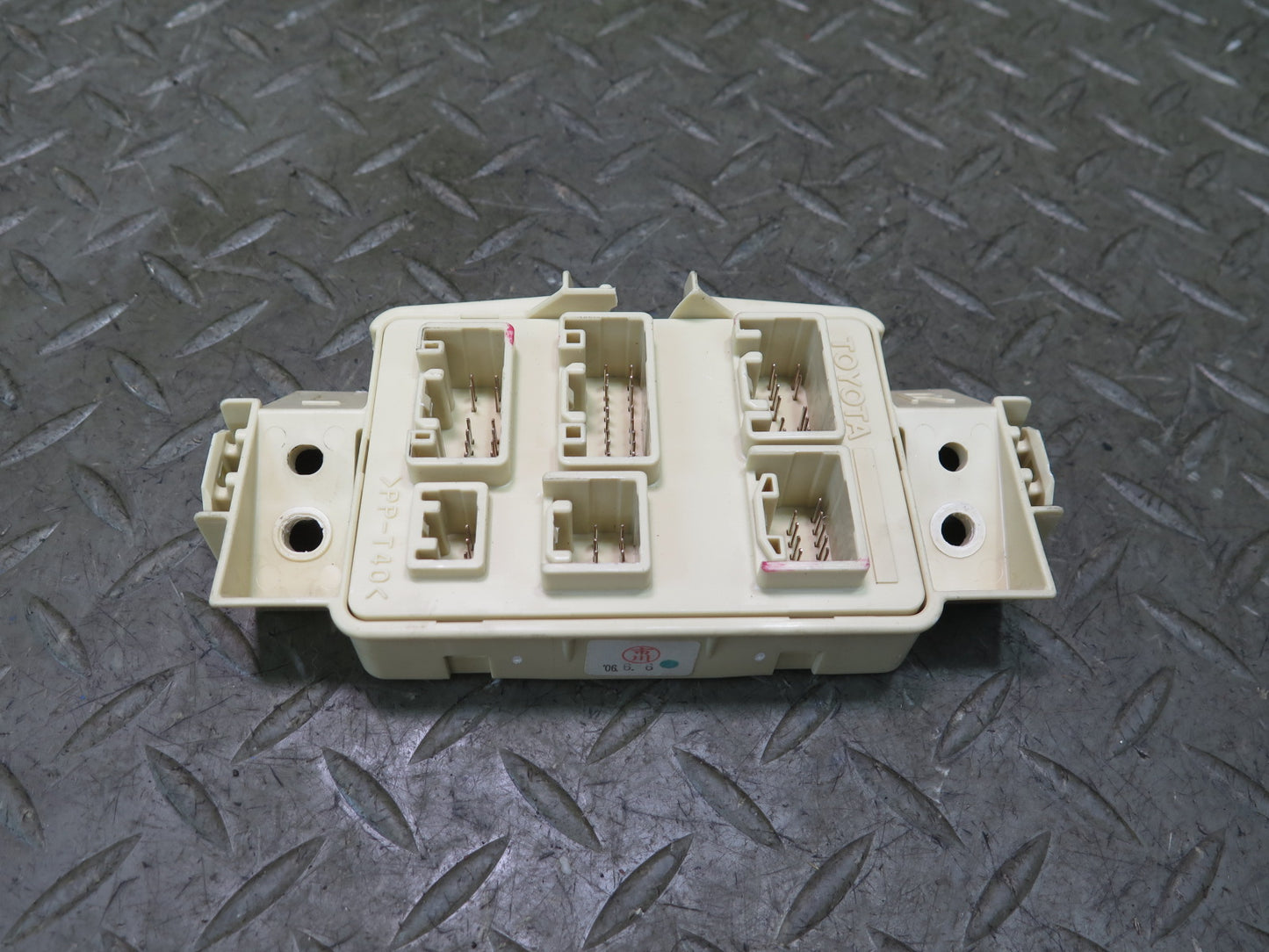 02-10 Lexus Z40 SC430 Dashe Fuse Box Fusebox Relay Junction Module OEM