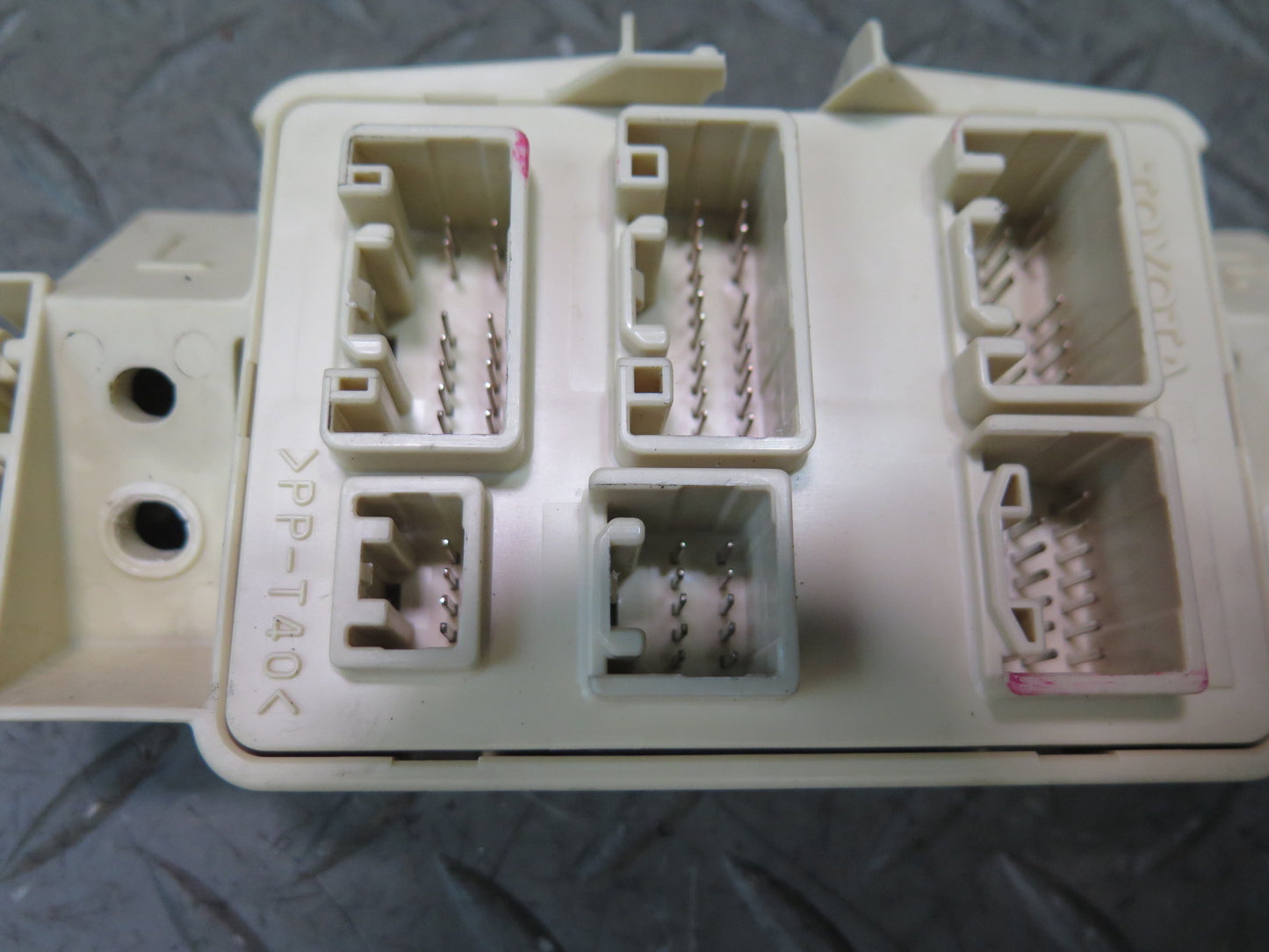 02-10 Lexus Z40 SC430 Dashe Fuse Box Fusebox Relay Junction Module OEM