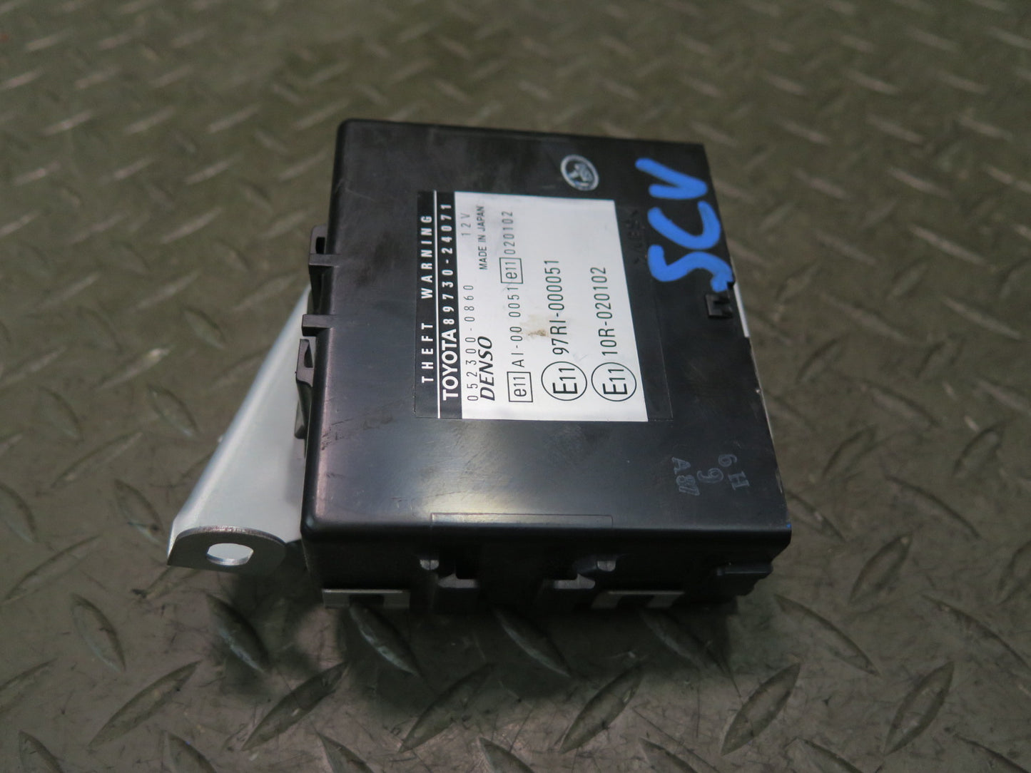 2006 Lexus Z40 SC430 Anti Theft Warning Locking Control Module 89730-24071 OEM