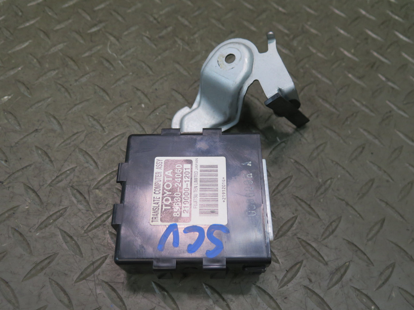 06-10 Lexus UZZ40L SC430 Translate Control Computer Module 89630-24060 OEM