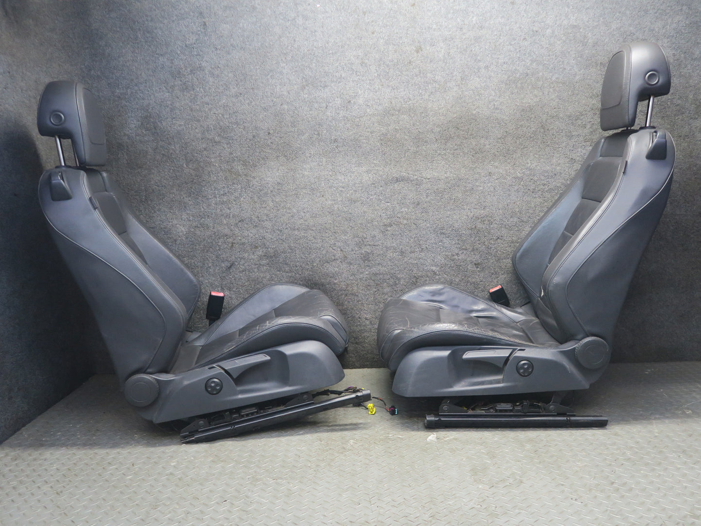 2008 VW Golf MK5 R32 2-DOOR Front & Rear Sport Leather Seat Set Anthracite OEM