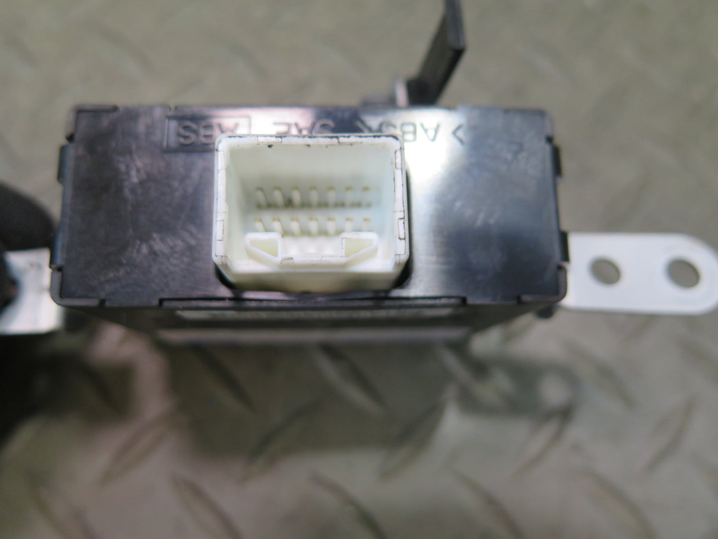 06-08 Lexus UZZ40L SC430 Immobilizer Anti-theft Control Module 89780-24050 OEM