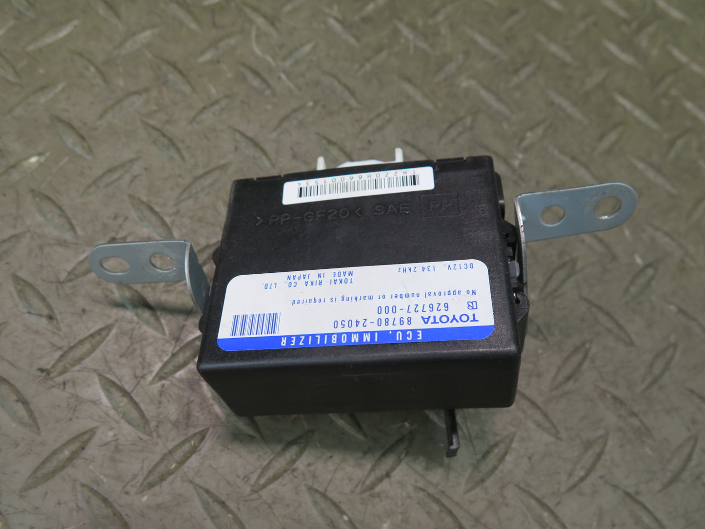 06-08 Lexus UZZ40L SC430 Immobilizer Anti-theft Control Module 89780-24050 OEM