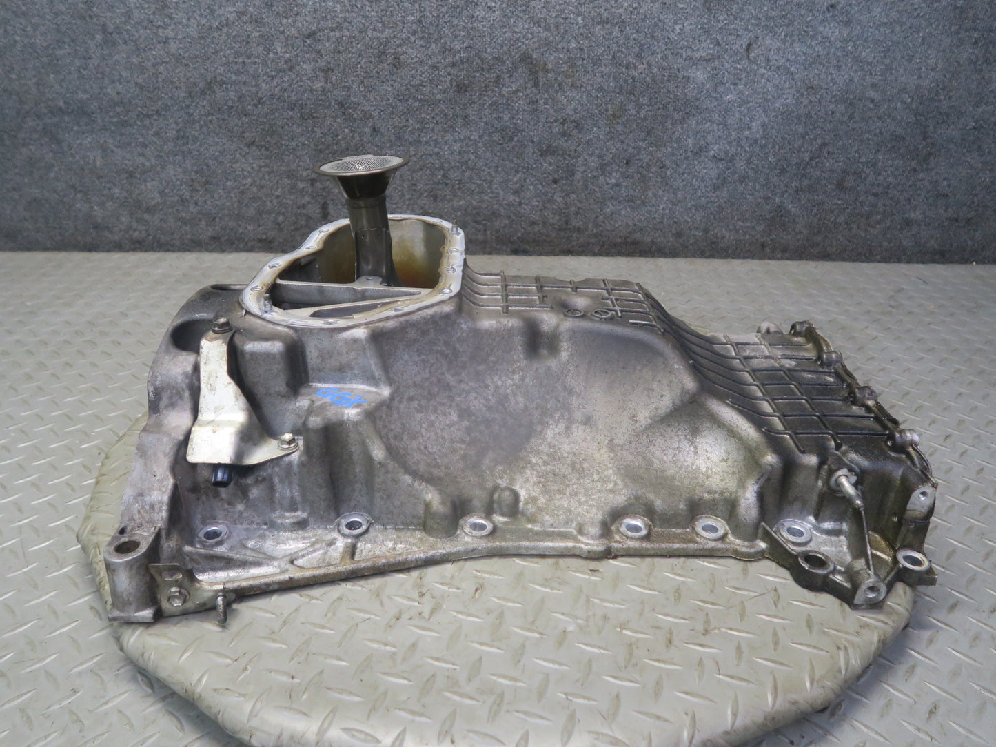 2010-2013 Lexus URJ150L GX460 1URFE Engine Motor Upper Oil Pan