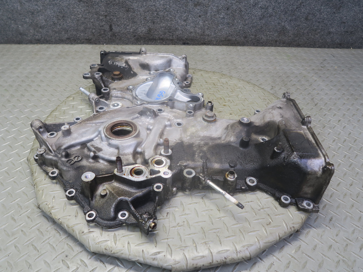 2010-2013 Lexus URJ150L GX460 1URFE Engine Motor Timing Chain Cover