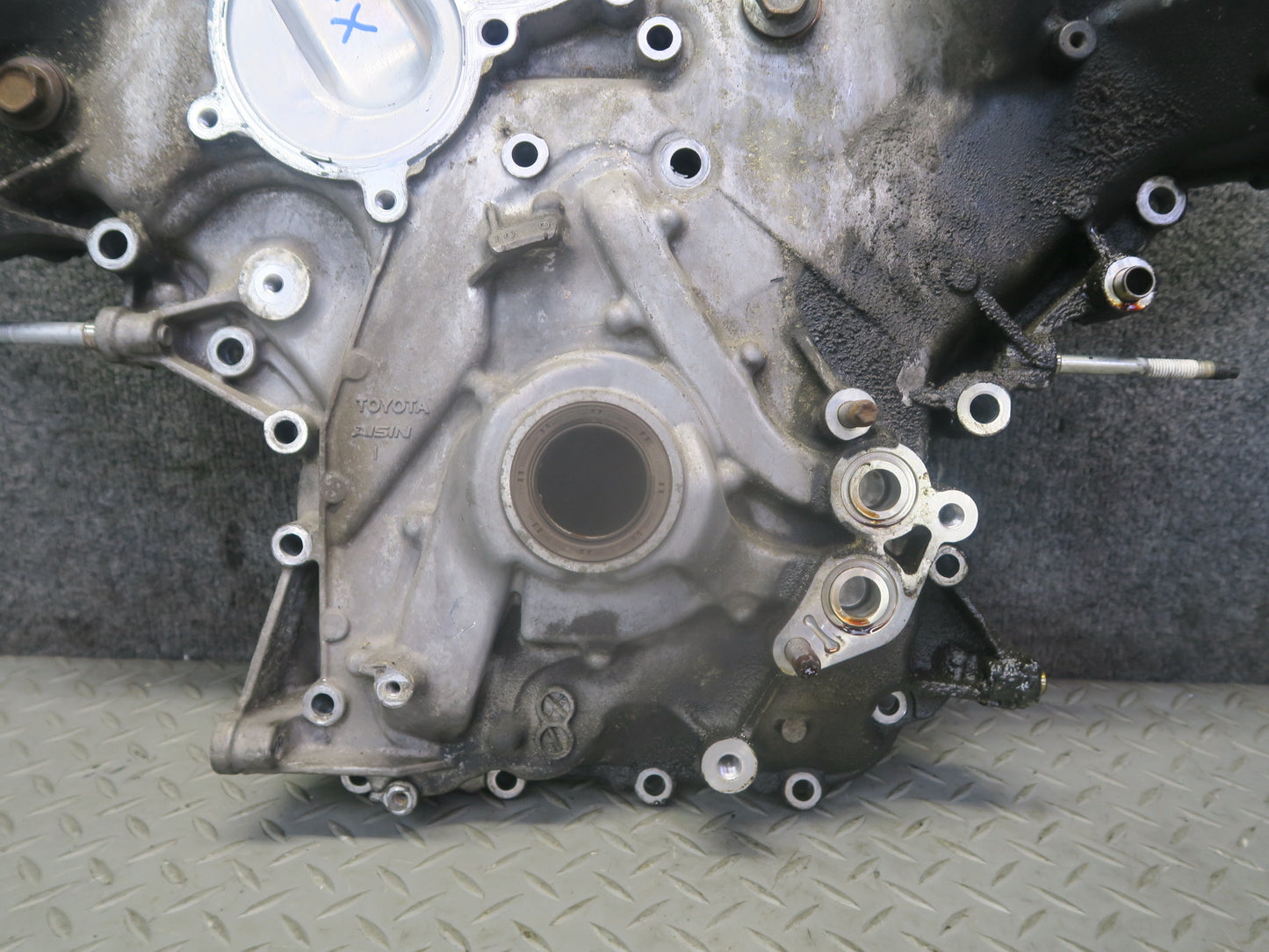 2010-2013 Lexus URJ150L GX460 1URFE Engine Motor Timing Chain Cover