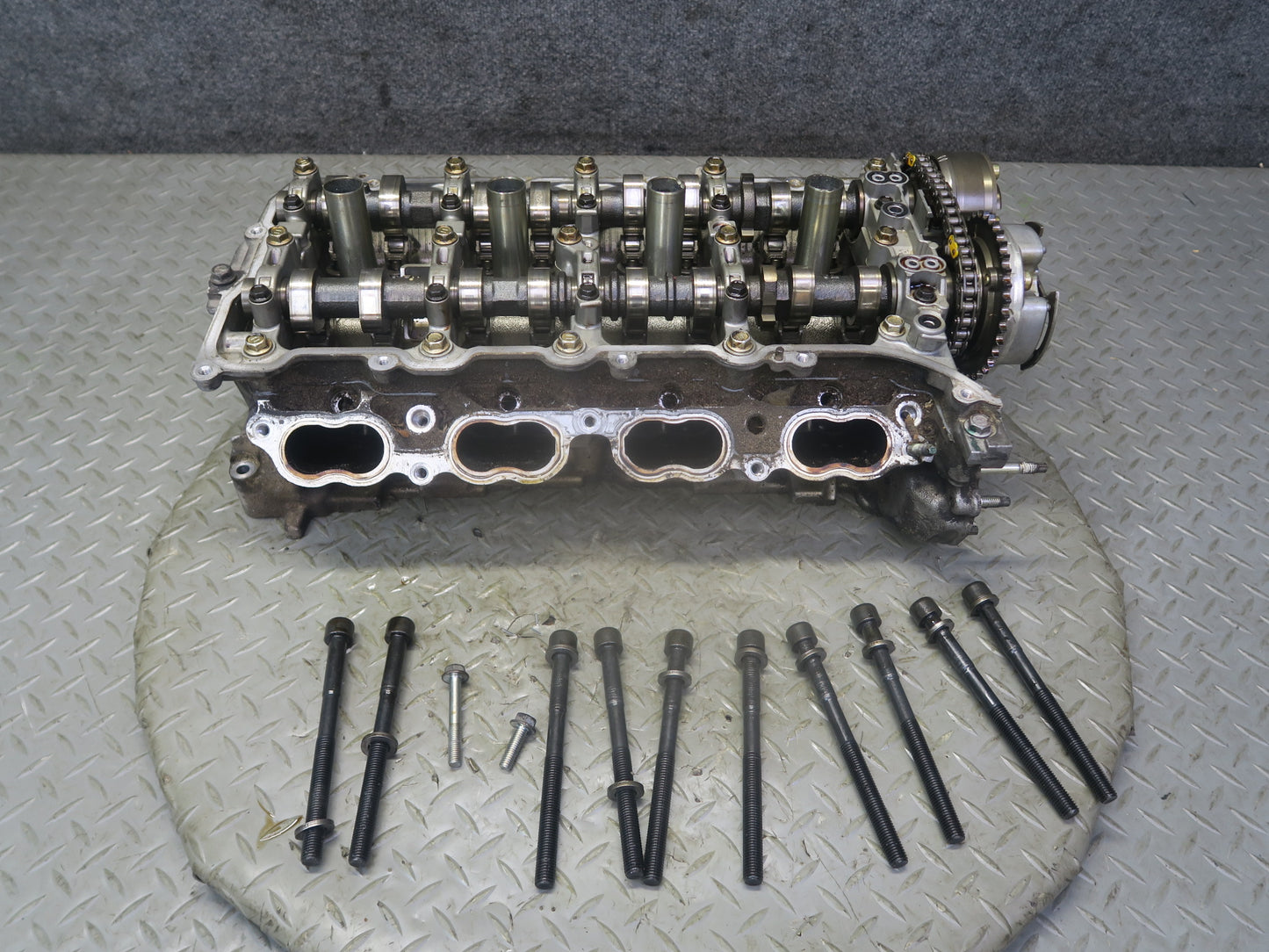 2010-2013 Lexus URJ150L GX460 4.6L 1URFE Engine Left Cylinder Head w Camshafts