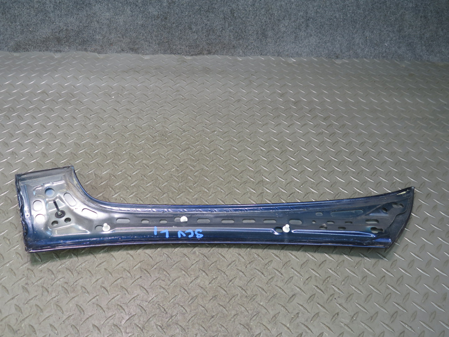 02-10 Lexus Z40 SC430 Set of 2 Exterior Windshield A Pillar Trim Cover Blue OEM