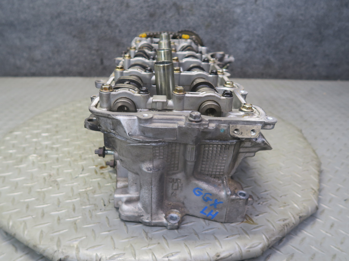 2010-2013 Lexus URJ150L GX460 4.6L 1URFE Engine Left Cylinder Head w Camshafts