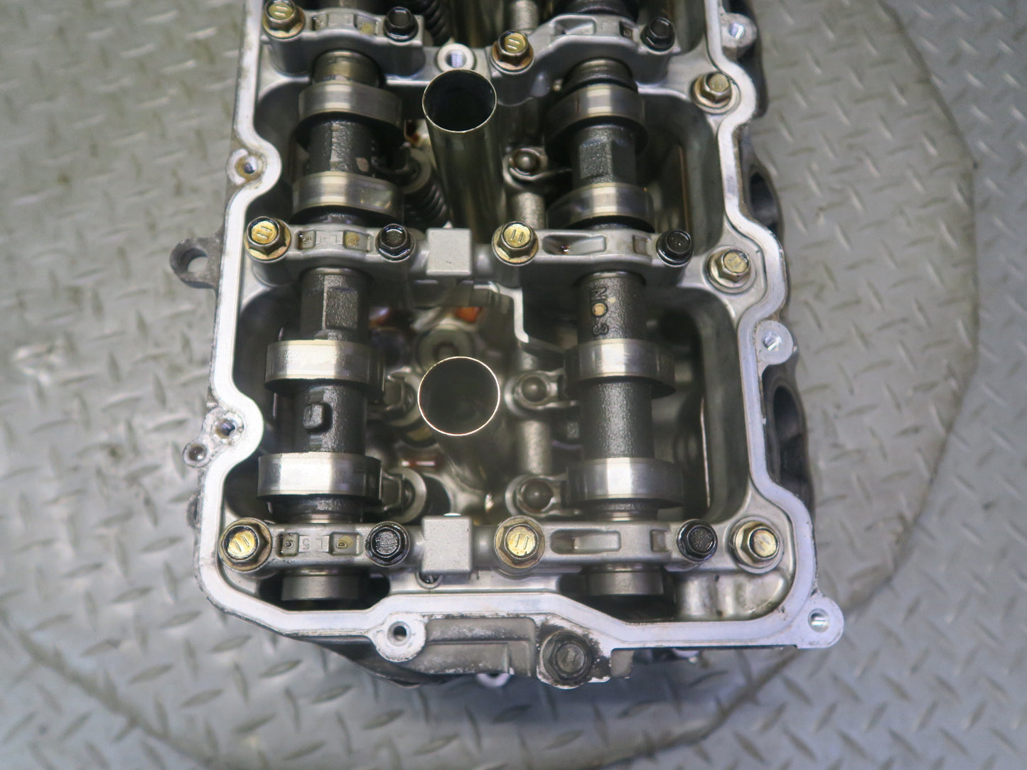 2010-2013 Lexus URJ150L GX460 4.6L 1URFE Engine Left Cylinder Head w Camshafts