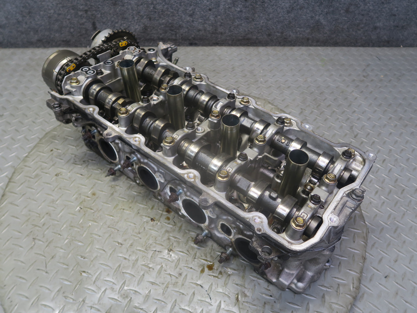2010-2013 Lexus URJ150L GX460 4.6L 1URFE Engine Left Cylinder Head w Camshafts