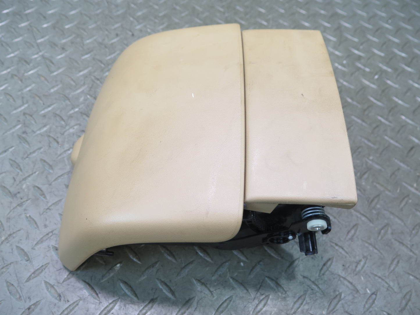 02-10 Lexus UZZ40L SC43 Rear Center Console Pocket Storage Compartment Beige OEM