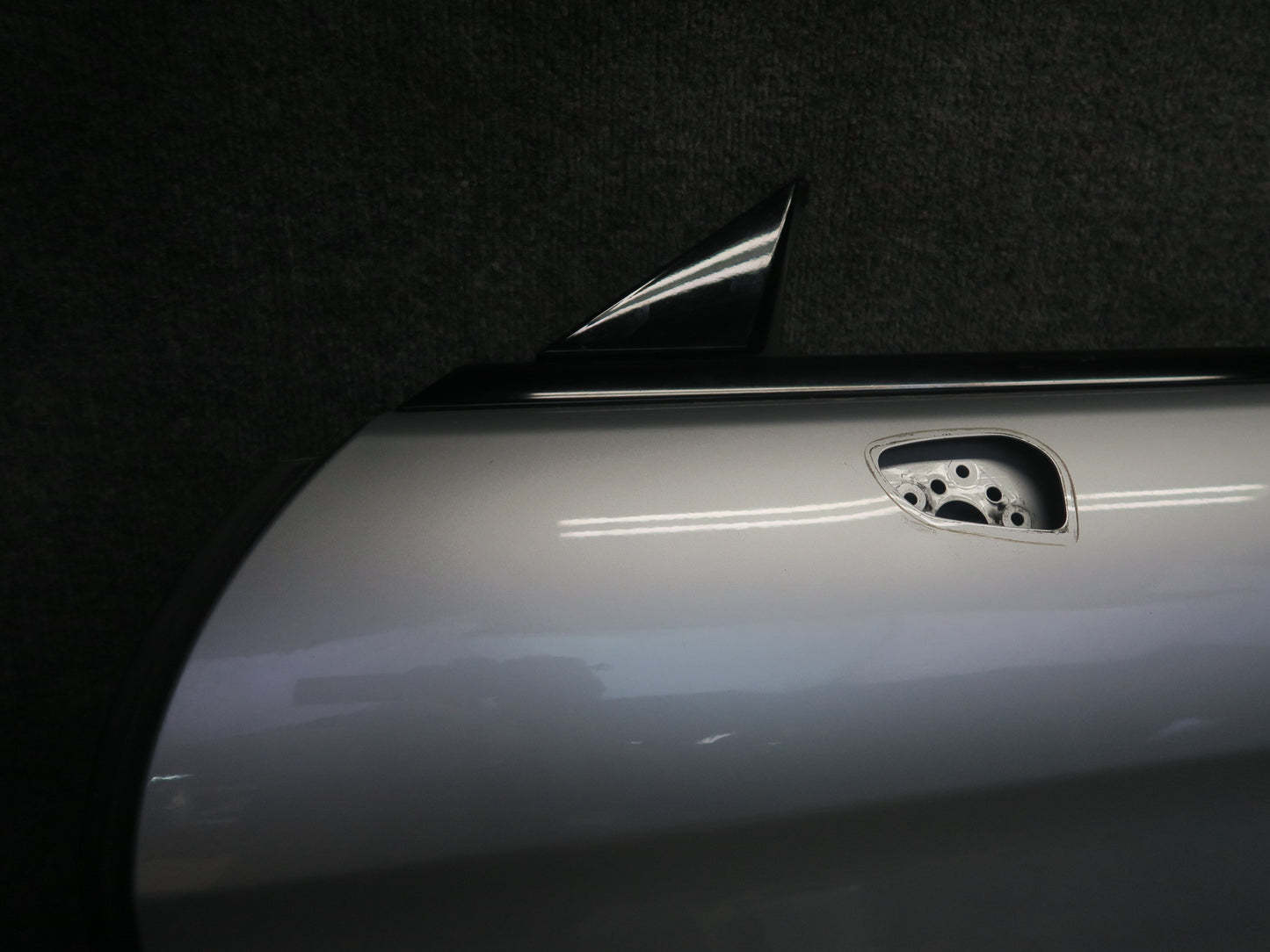 13-20 Mercedes R231 SL550 Left Door Shell Panel Iridium Silver OEM