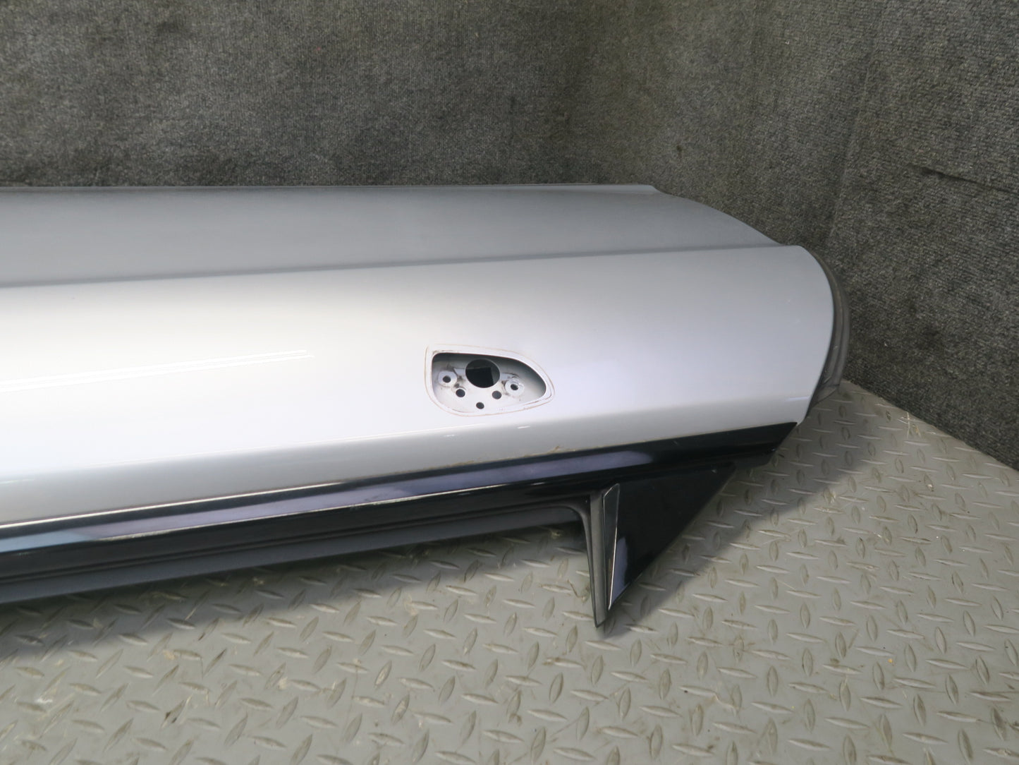 13-20 Mercedes R231 SL550 Left Door Shell Panel Iridium Silver OEM