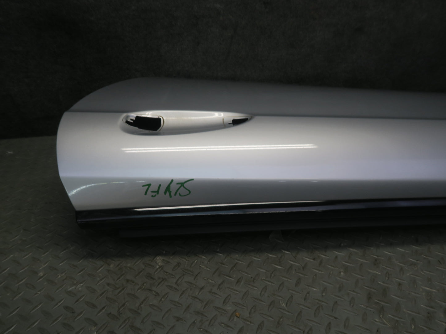 13-20 Mercedes R231 SL550 Left Door Shell Panel Iridium Silver OEM