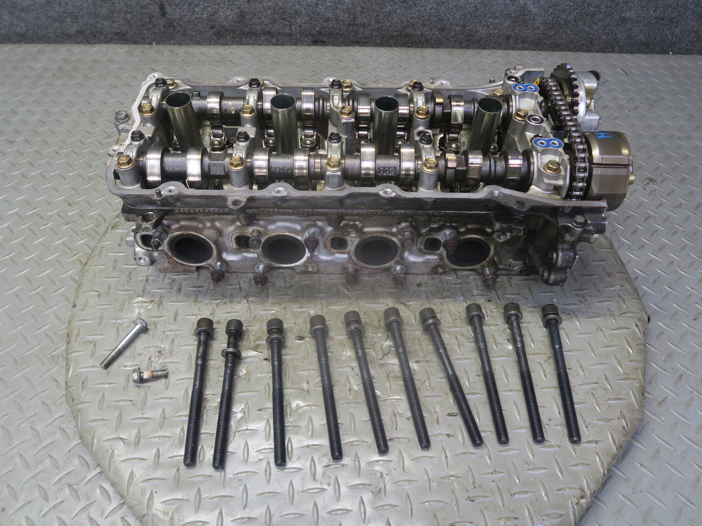 2010-2013 Lexus URJ150L GX460 4.6L 1URFE Engine Right Cylinder Head w Camshafts