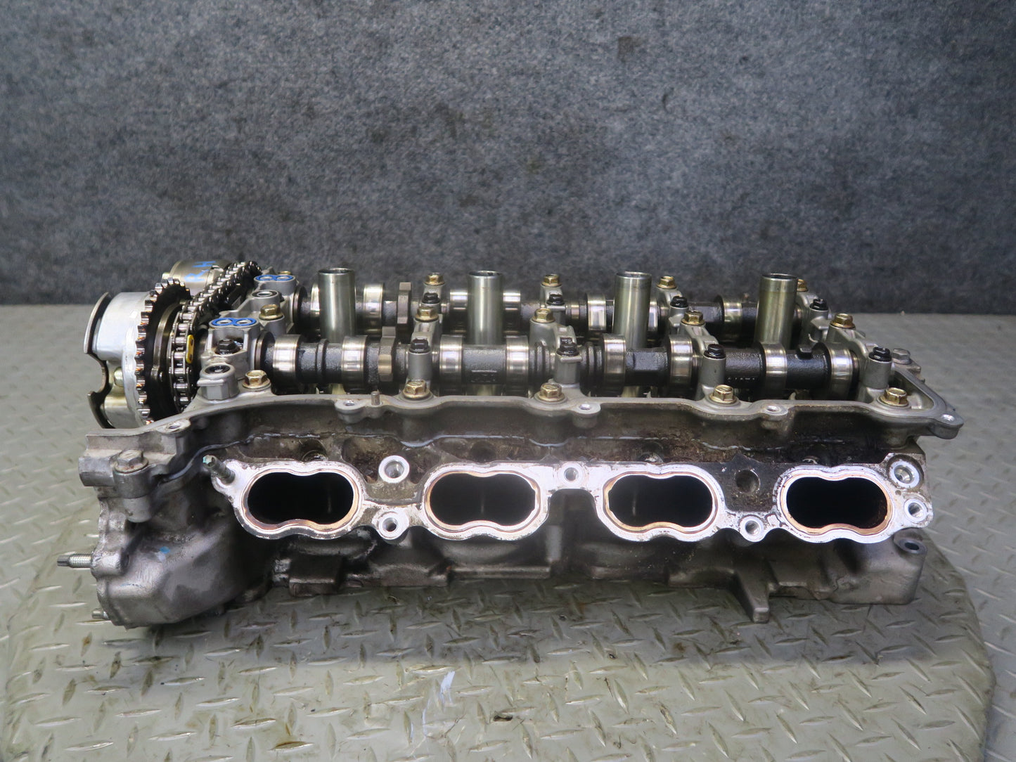 2010-2013 Lexus URJ150L GX460 4.6L 1URFE Engine Right Cylinder Head w Camshafts