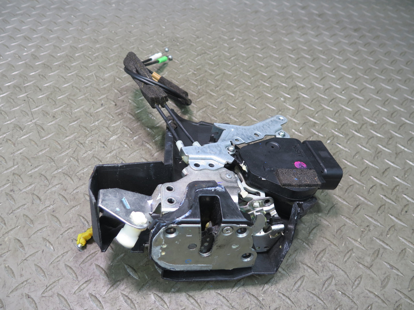 02-10 Lexus UZZ40L SC430 Front Left Driver Door Lock Latch Actuator 74K Mile OEM