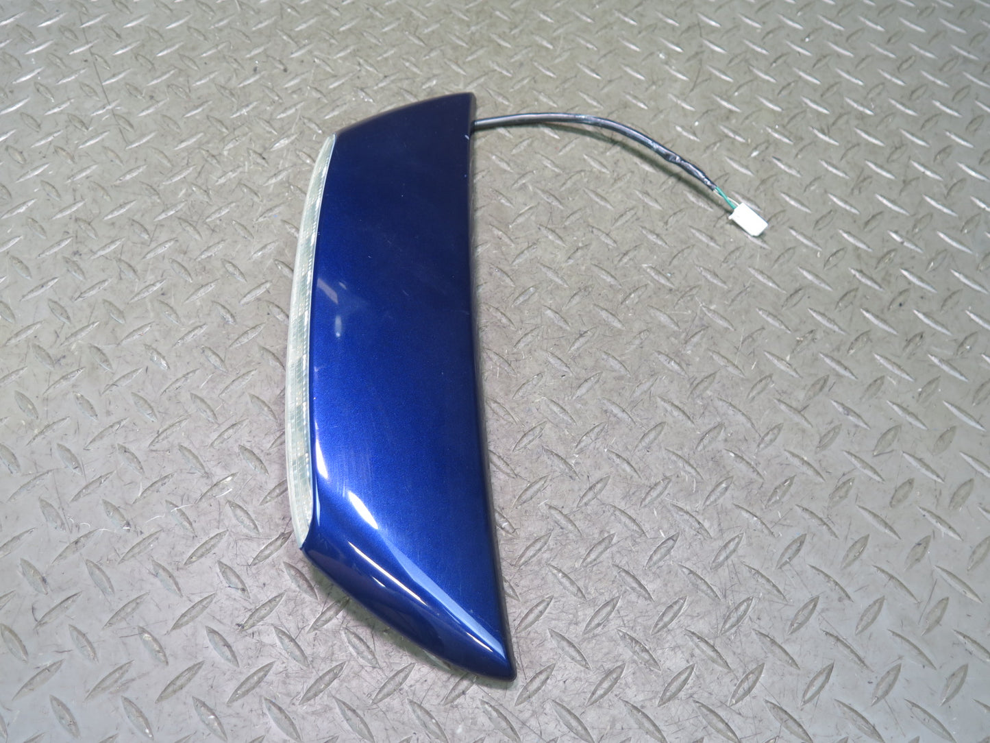 02-10 Lexus UZZ40L SC430 Rear Trunk Third 3RD Brake Light Lamp Indigo INK OEM