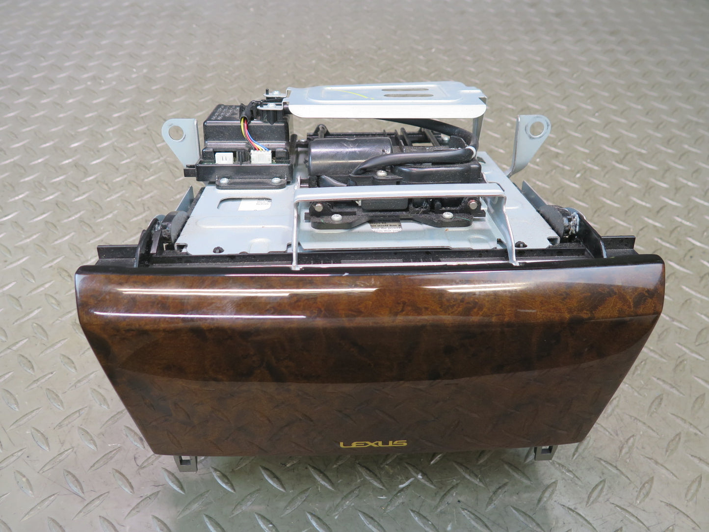 05-10 Lexus Z40 SC430 Radio Cassette CD Player Changer Head Unit w Wood Trim OEM