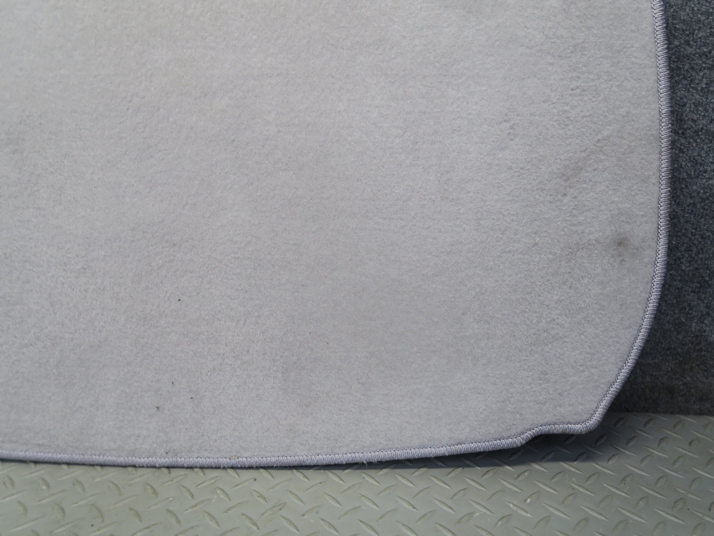 02-10 Lexus UZZ40L SC430 Rear Trunk Floor MAT Carpet Cover Panel Gray OEM