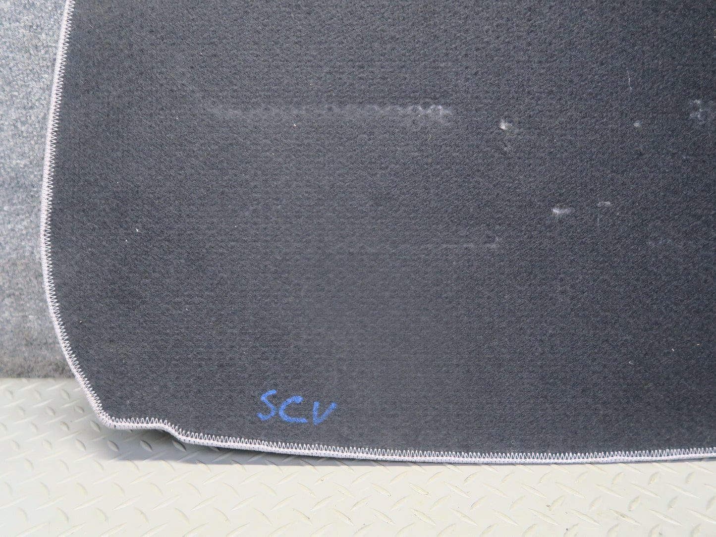 02-10 Lexus UZZ40L SC430 Rear Trunk Floor MAT Carpet Cover Panel Gray OEM