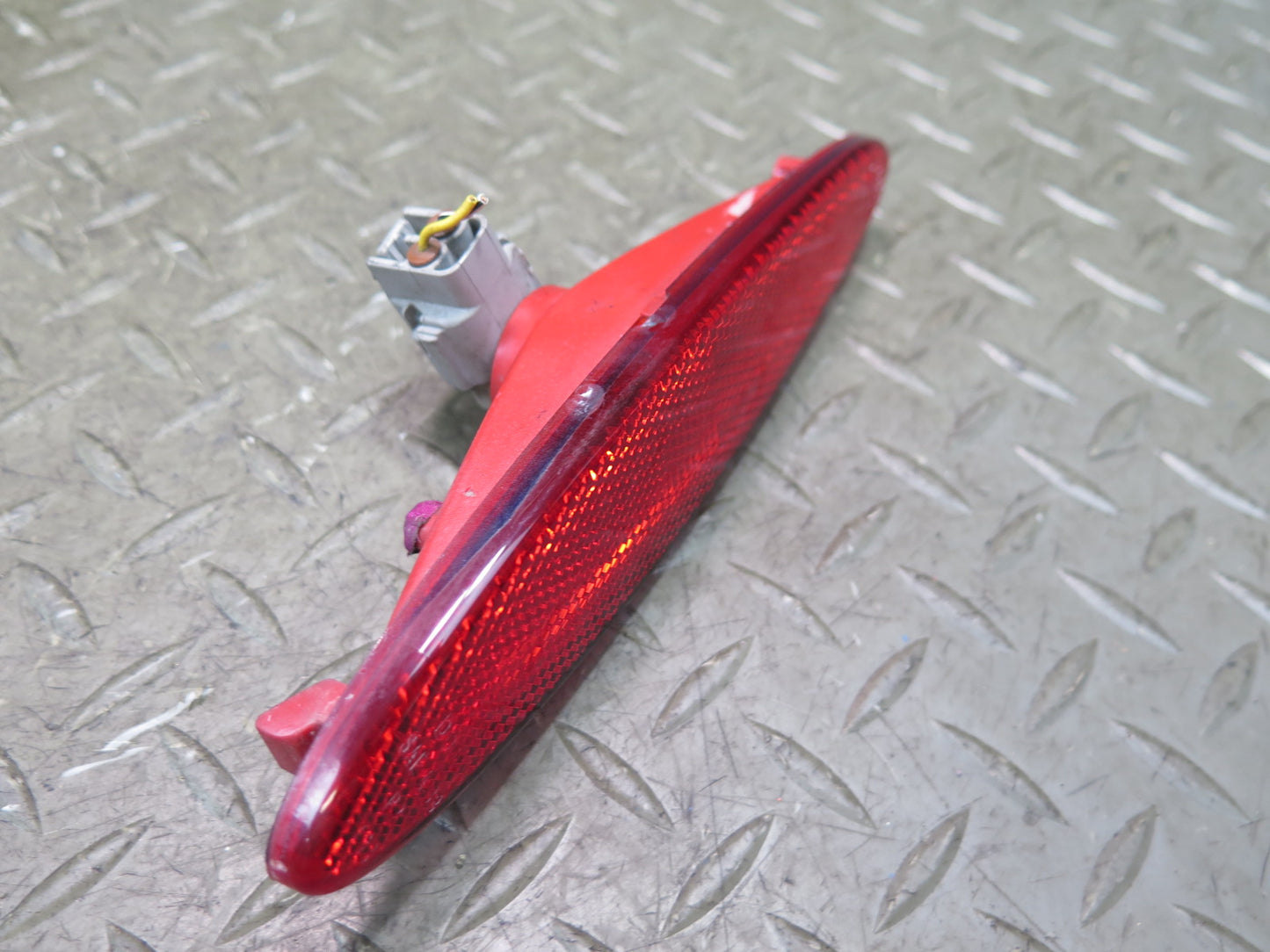 02-10 Lexus UZZ40L SC430 Set of 2 Rear Left & Right Side Marker Light Lamp OEM
