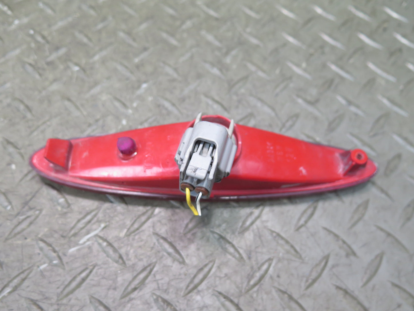 02-10 Lexus UZZ40L SC430 Set of 2 Rear Left & Right Side Marker Light Lamp OEM
