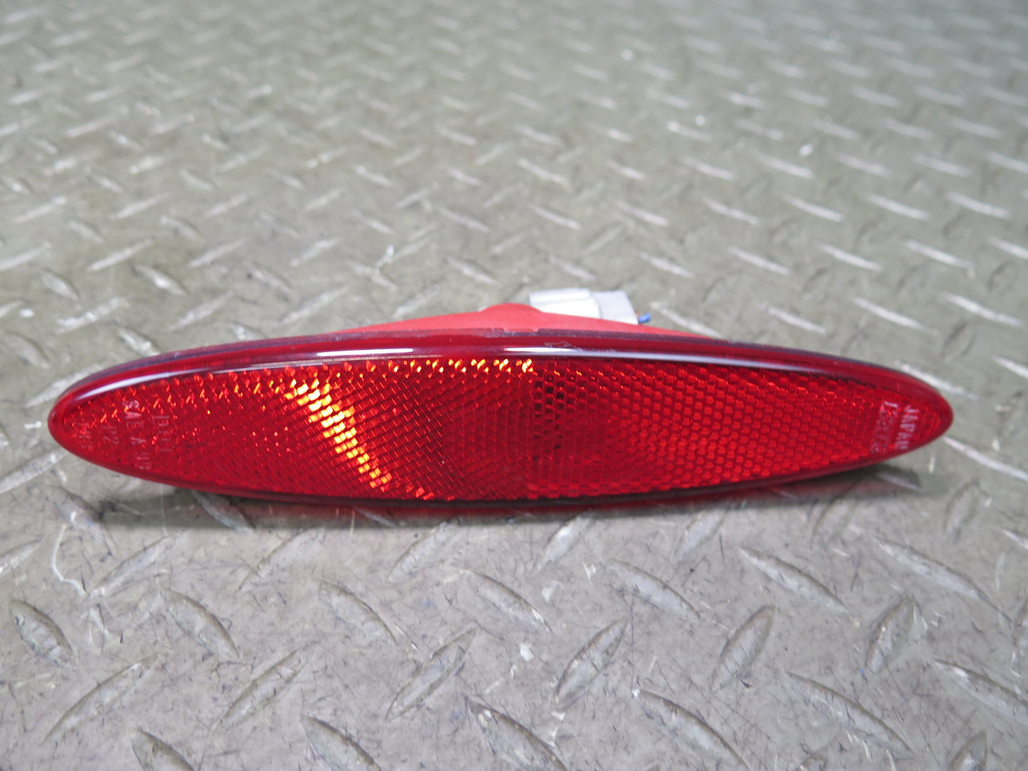 02-10 Lexus UZZ40L SC430 Set of 2 Rear Left & Right Side Marker Light Lamp OEM