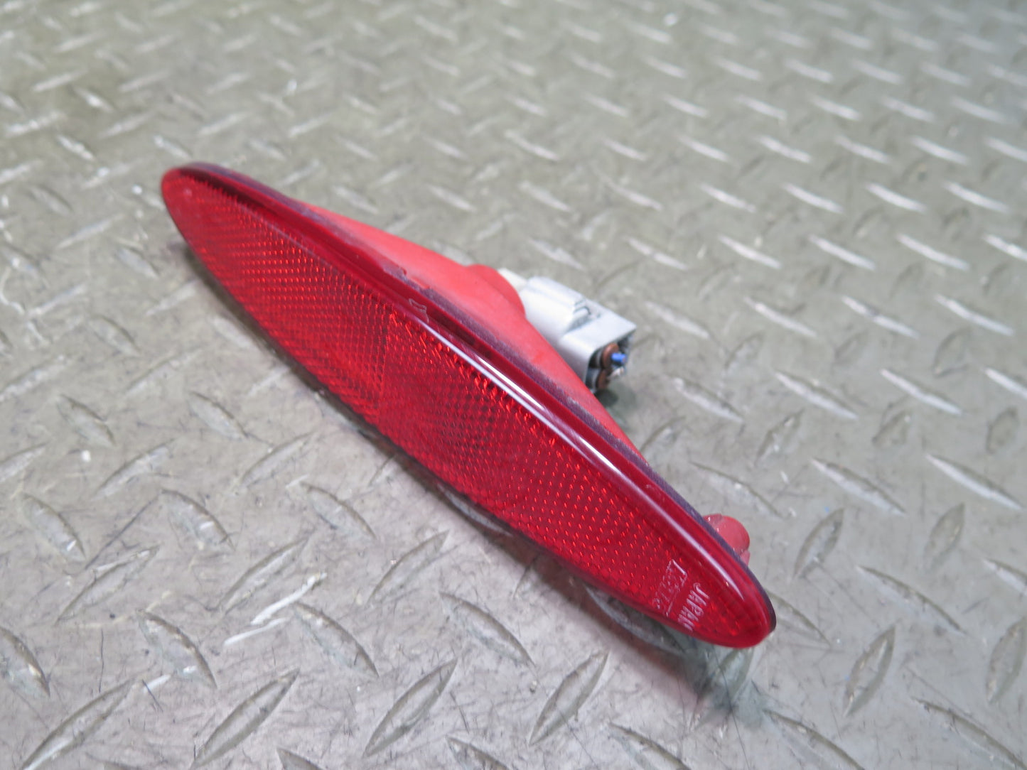 02-10 Lexus UZZ40L SC430 Set of 2 Rear Left & Right Side Marker Light Lamp OEM