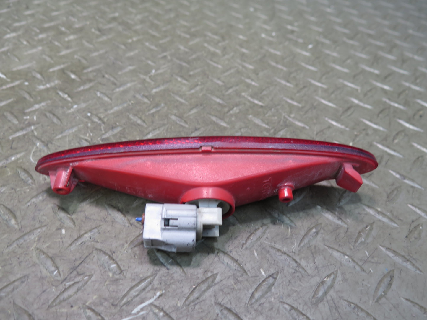 02-10 Lexus UZZ40L SC430 Set of 2 Rear Left & Right Side Marker Light Lamp OEM