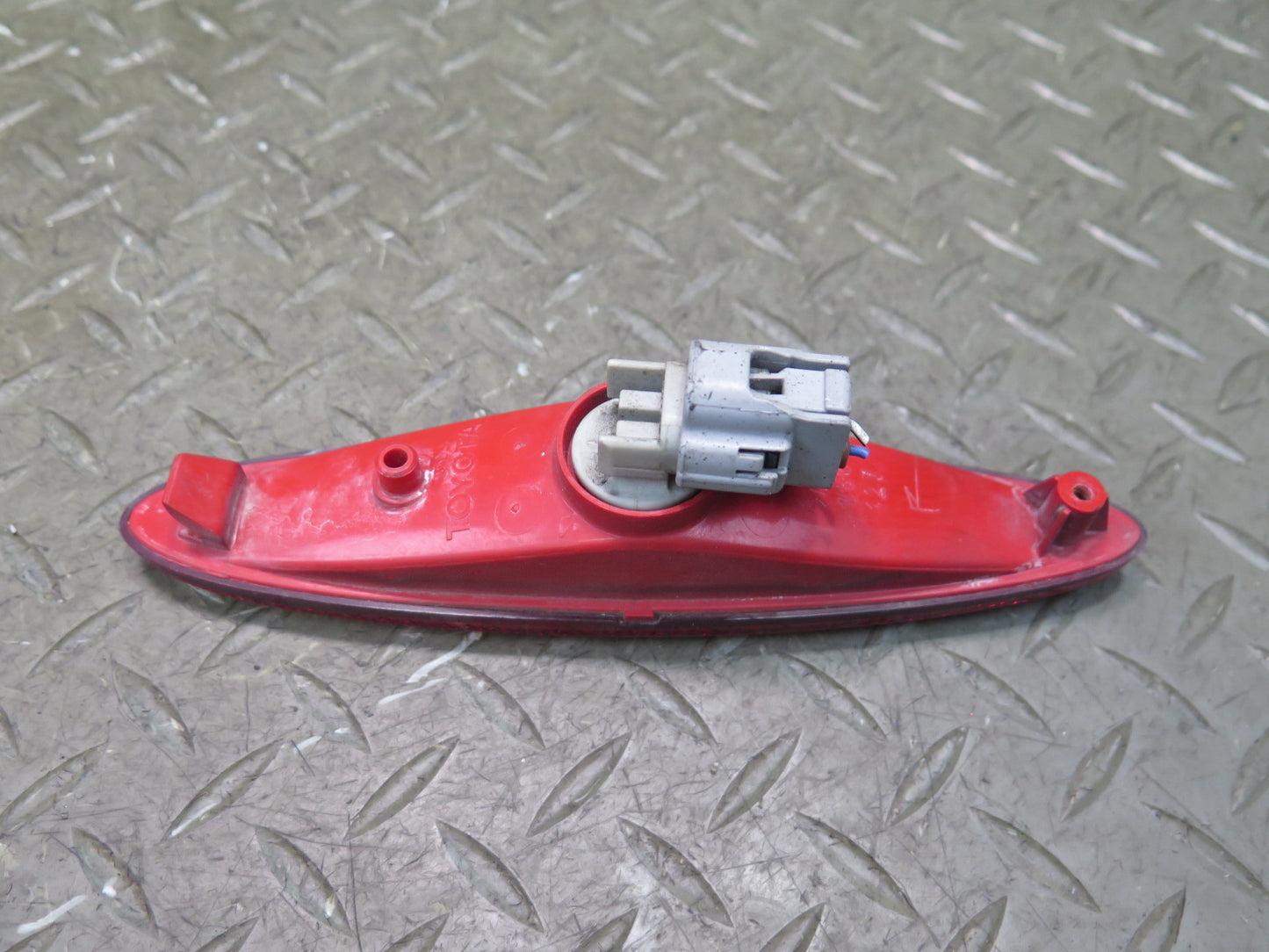02-10 Lexus UZZ40L SC430 Set of 2 Rear Left & Right Side Marker Light Lamp OEM