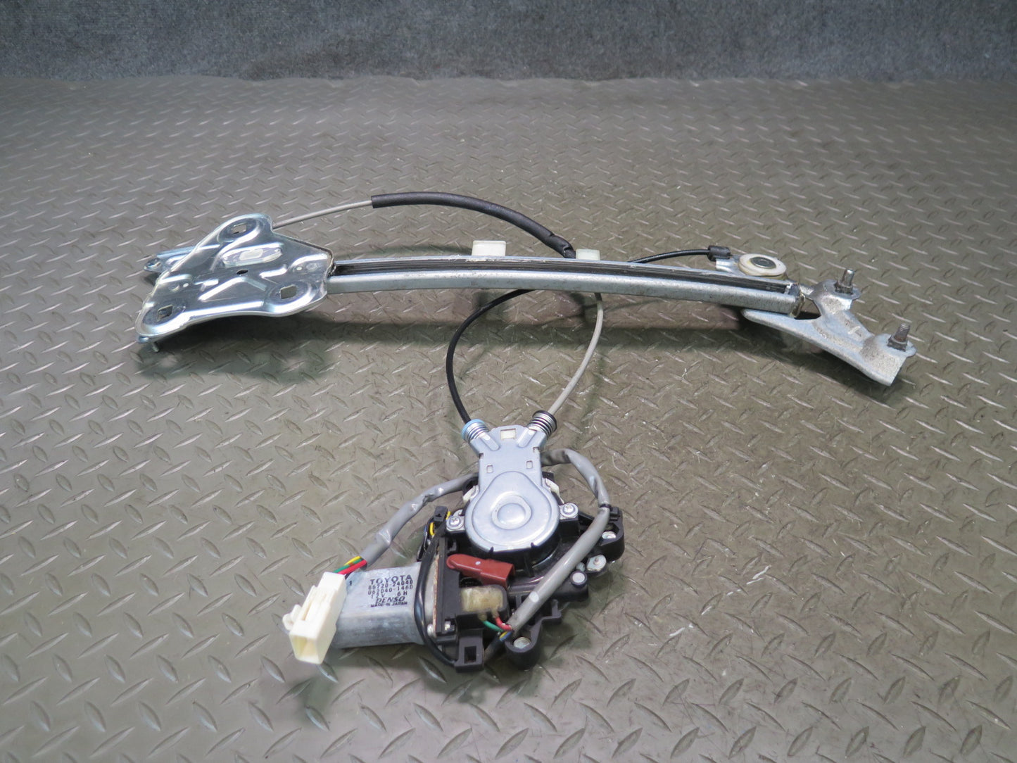 02-10 Lexus UZZ40L SC430 Front Left Driver Door Window Regulator w Motor OEM