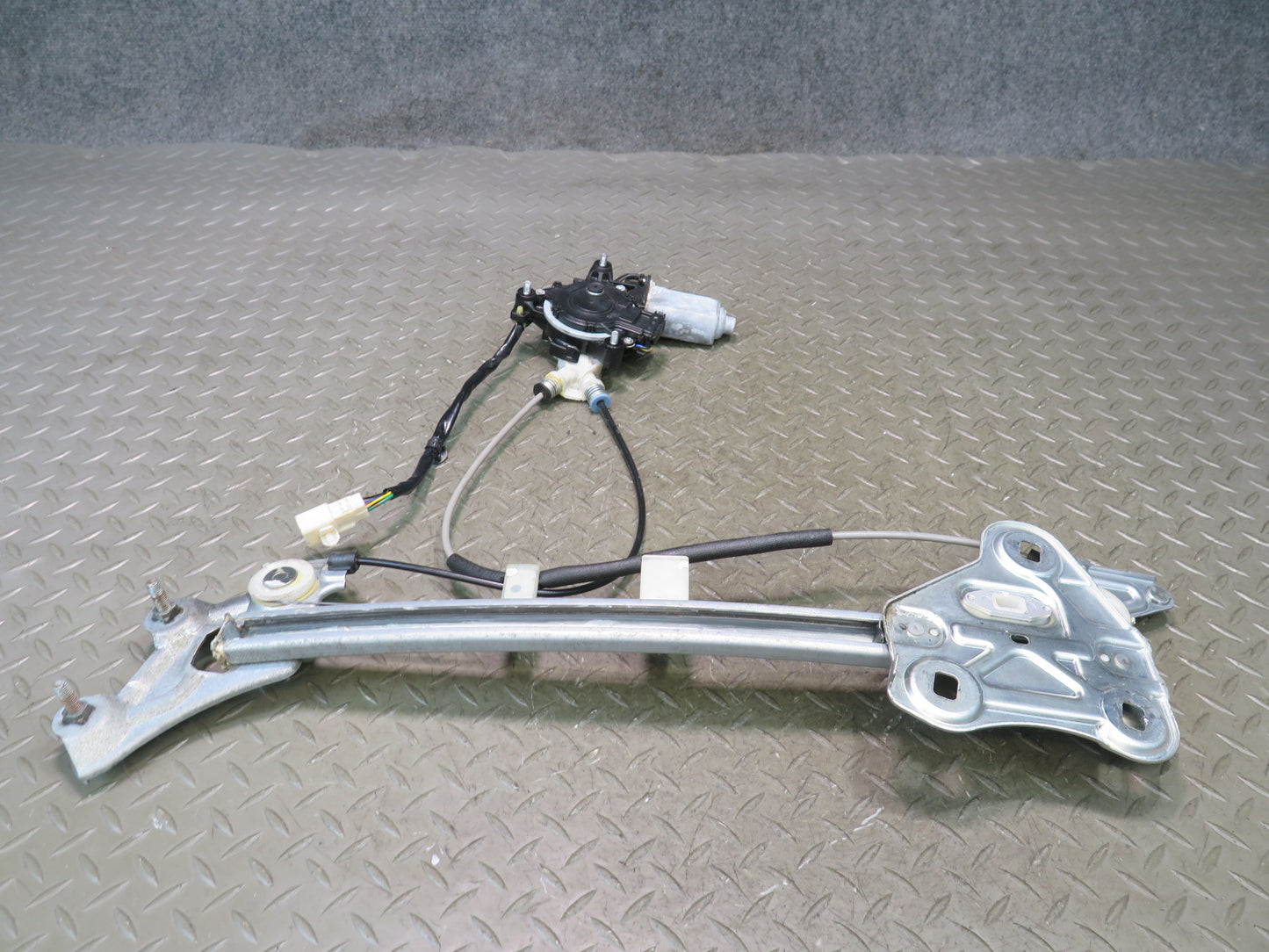 02-10 Lexus Z40 SC430 Front Right Passenger Door Window Regulator w Motor OEM
