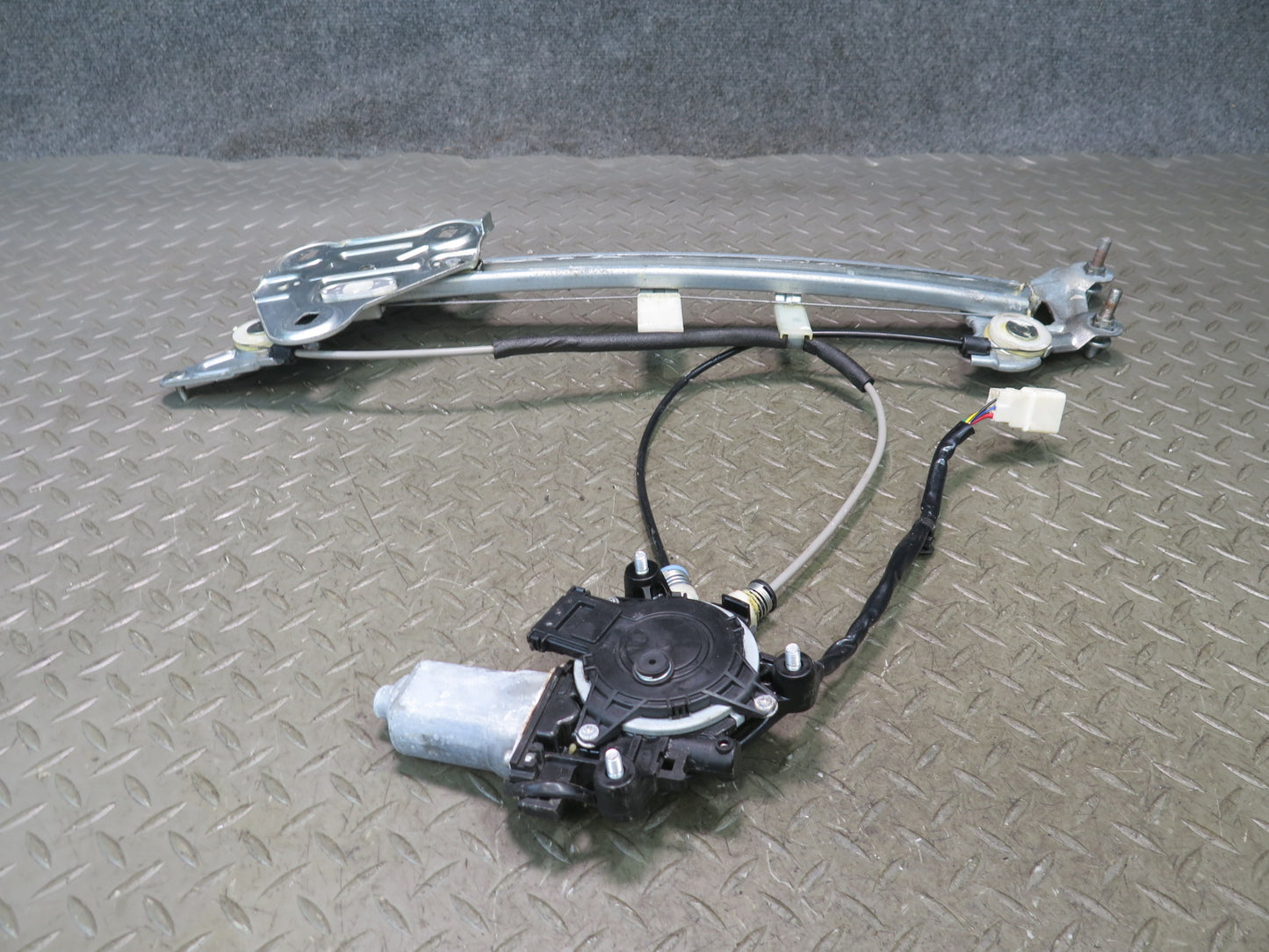 02-10 Lexus Z40 SC430 Front Right Passenger Door Window Regulator w Motor OEM