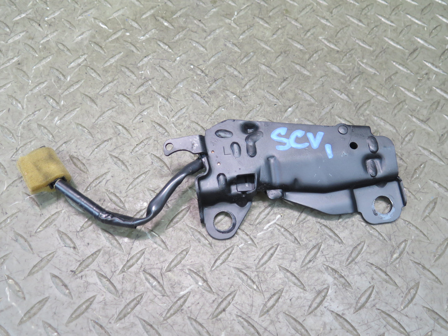 02-10 Lexus SC430 Convertible Left & Right Roof Lock Latch Strikers Set OEM
