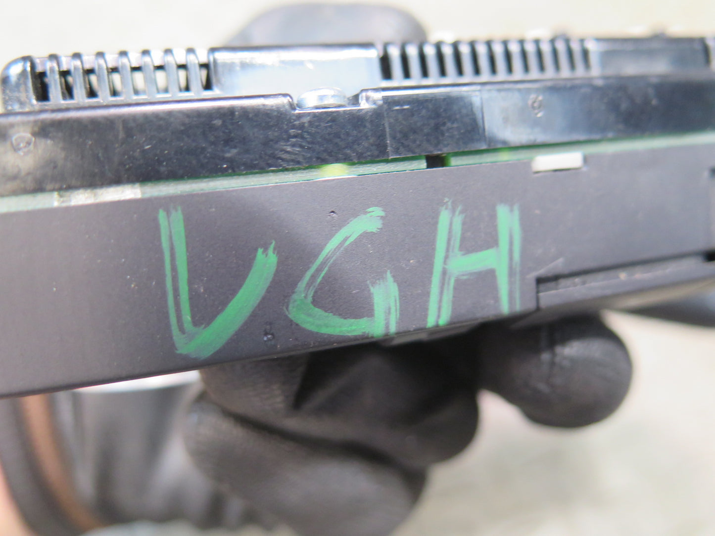 06-09 VW Golf MK5 R32 A/C Heater Climate Control Switch Panel 1K0907044DE OEM