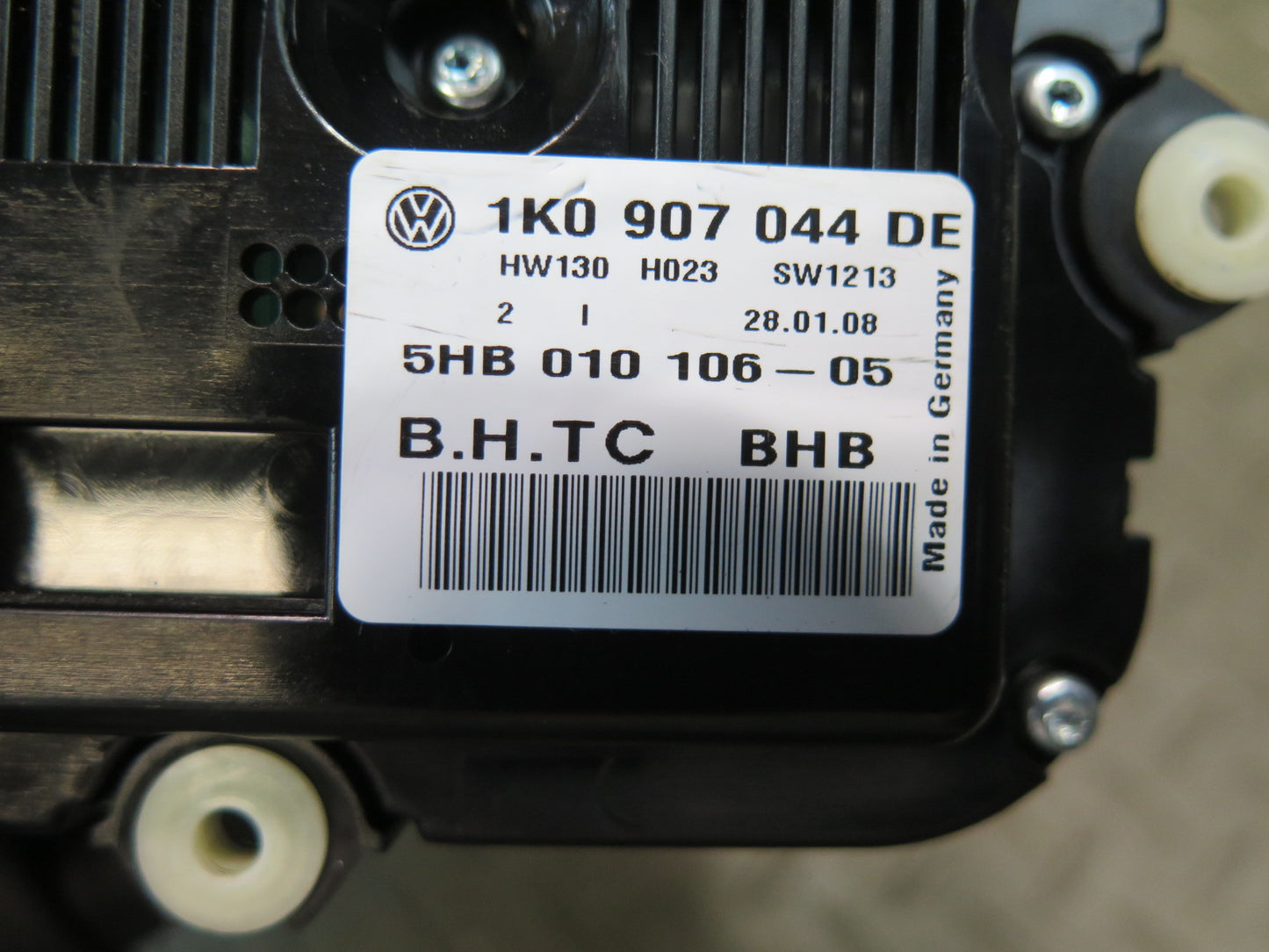 06-09 VW Golf MK5 R32 A/C Heater Climate Control Switch Panel 1K0907044DE OEM