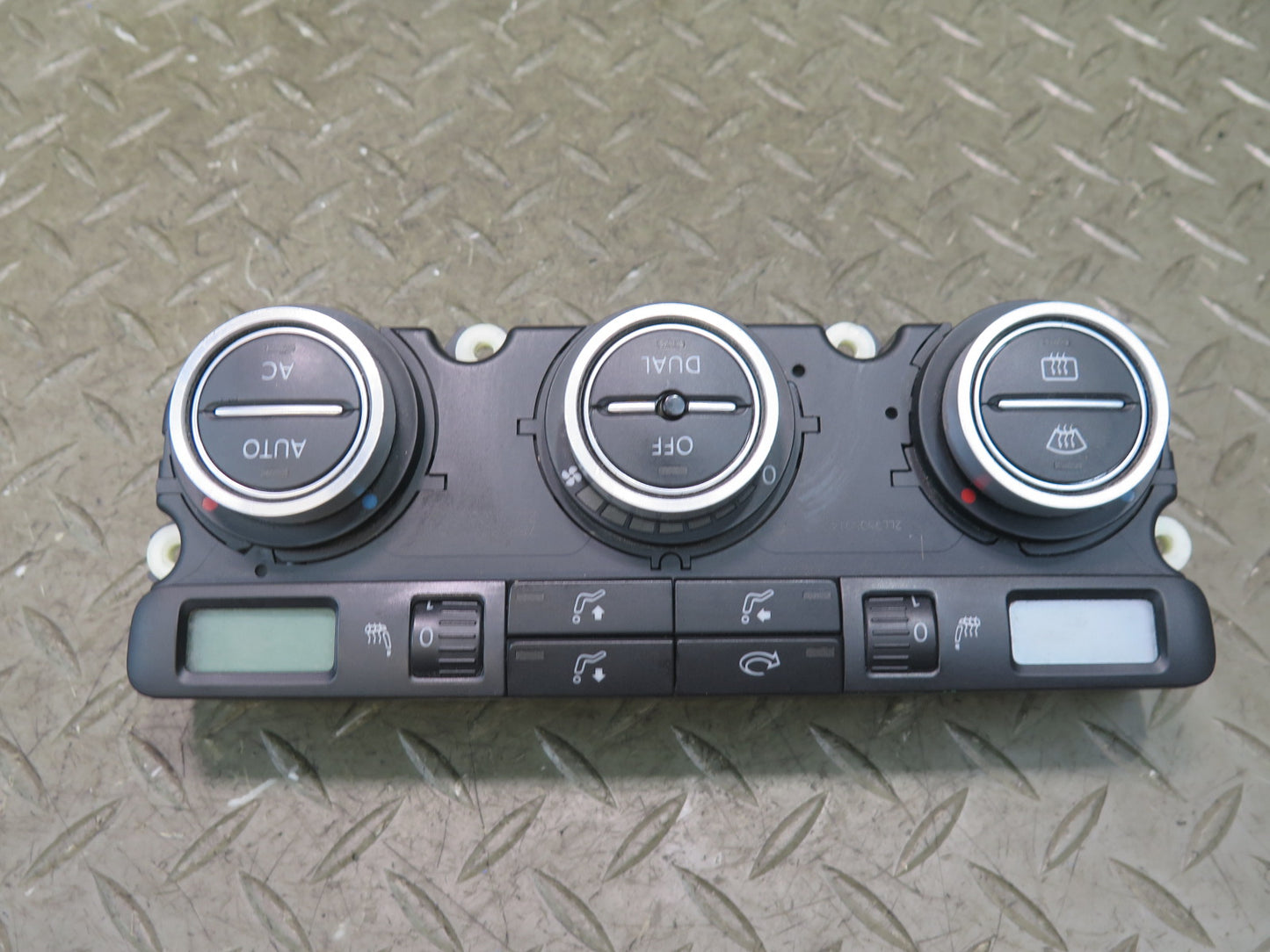 06-09 VW Golf MK5 R32 A/C Heater Climate Control Switch Panel 1K0907044DE OEM
