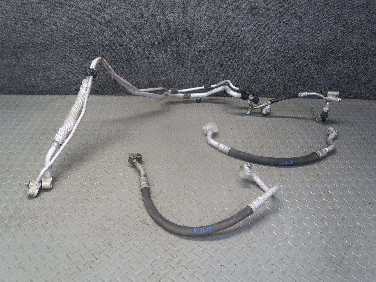 2008 VW Golf MK5 R32 Set of 3 A/C Air Condition Hose Pipe Line OEM