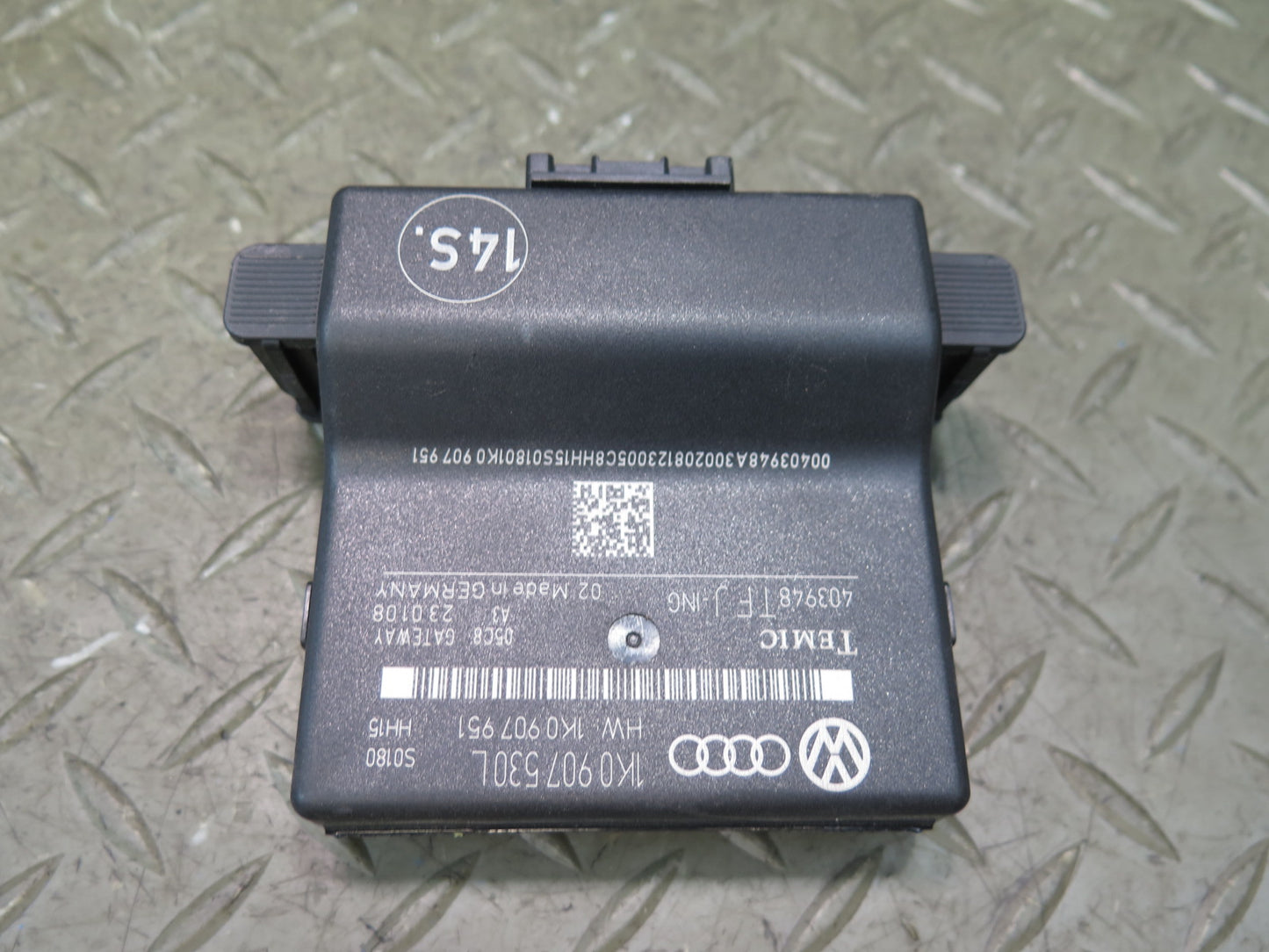 2008 VW Golf R32 Gateway Interface Control  Module 1K0907530L OEM
