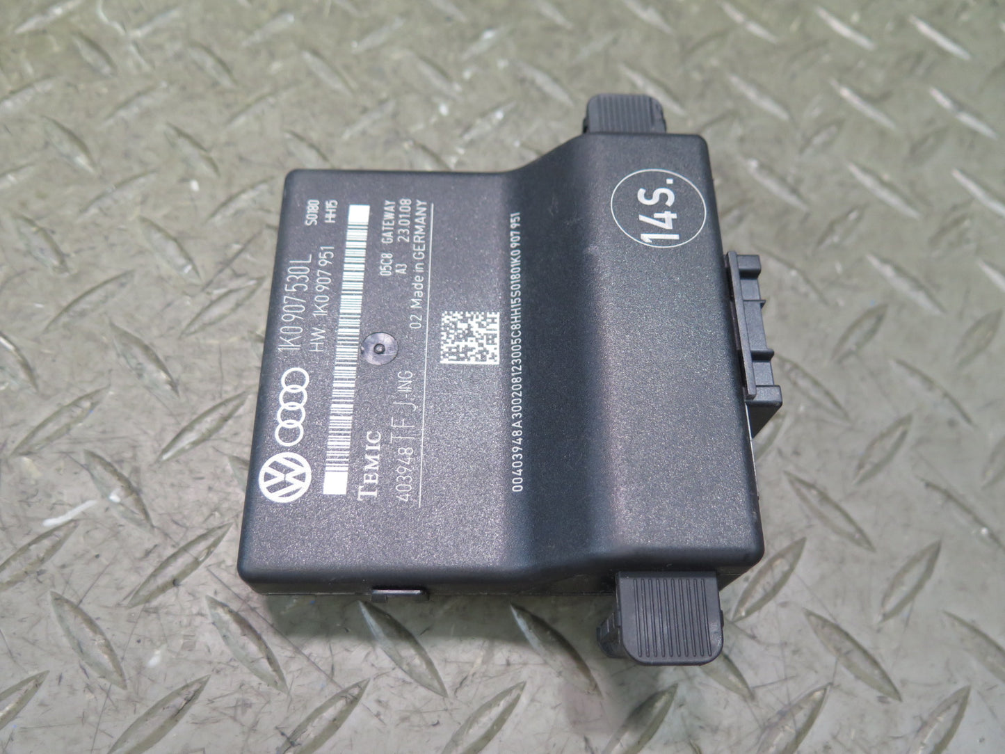2008 VW Golf R32 Gateway Interface Control  Module 1K0907530L OEM
