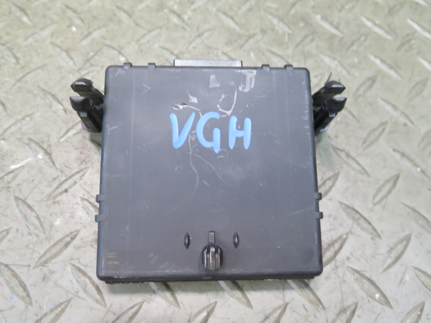 2008 VW Golf R32 Gateway Interface Control  Module 1K0907530L OEM