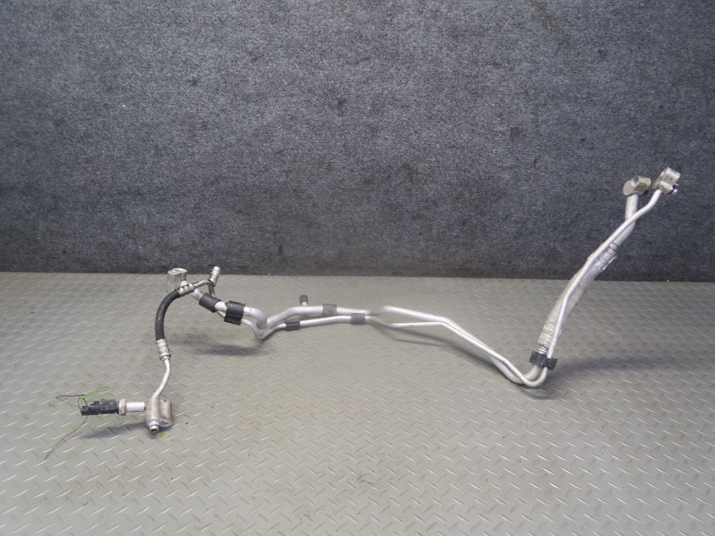 2008 VW Golf MK5 R32 Set of 3 A/C Air Condition Hose Pipe Line OEM